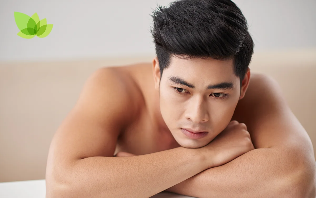 Male Massage Therapist Providing Lingam